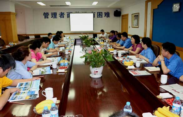 6月12日，國家電力器材安全性能質量監(jiān)督檢驗中心領導一行來上上集團考察交流